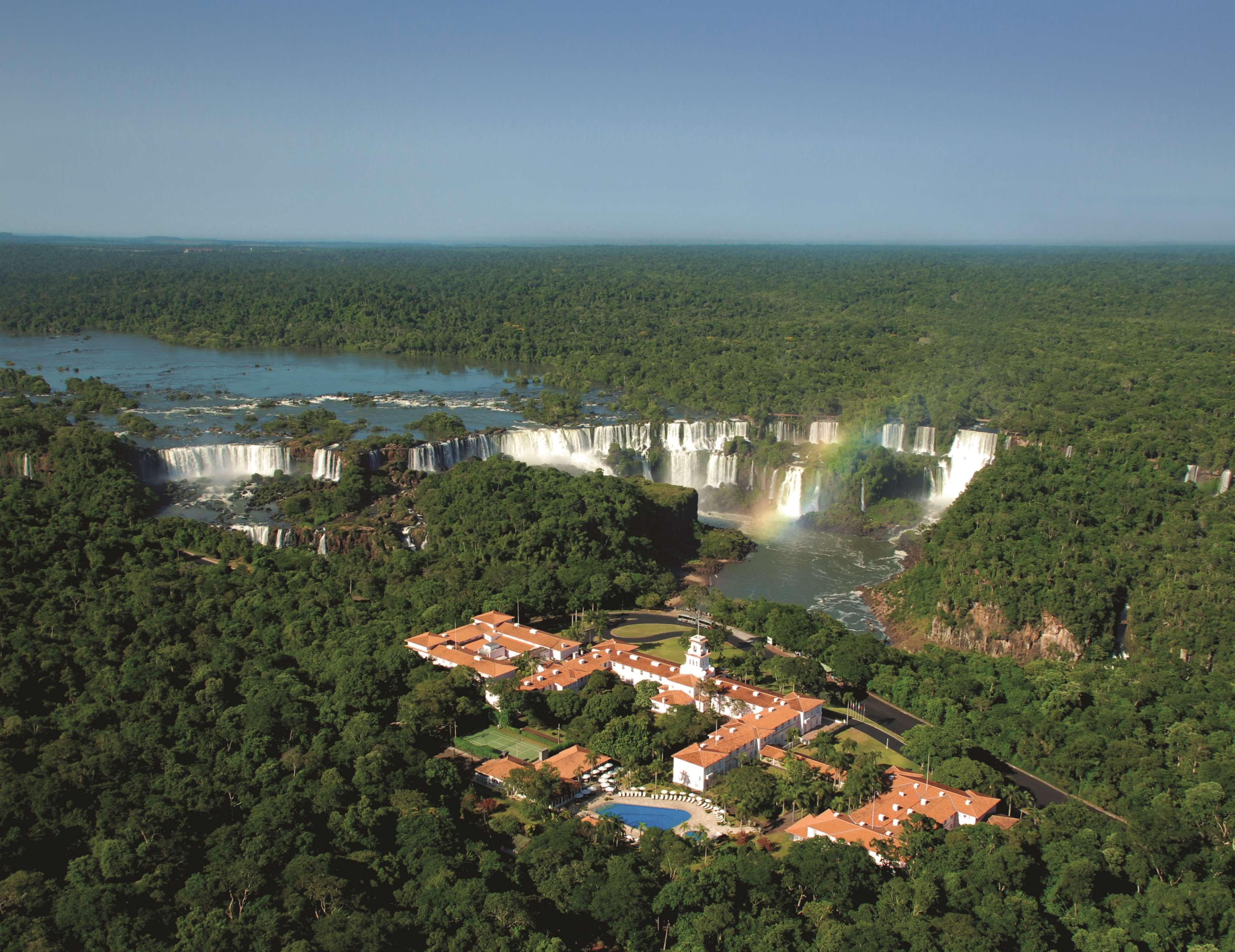 Hotel Das Cataratas, A Belmond Hotel, Iguassu Falls ฟอสดูอีกวาซู ภายนอก รูปภาพ